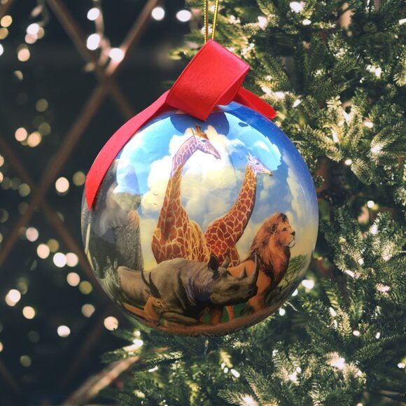 Smithsonian National Museum of Natural History Ornament – Safari Wildlife Scene - Picture 2 of 13